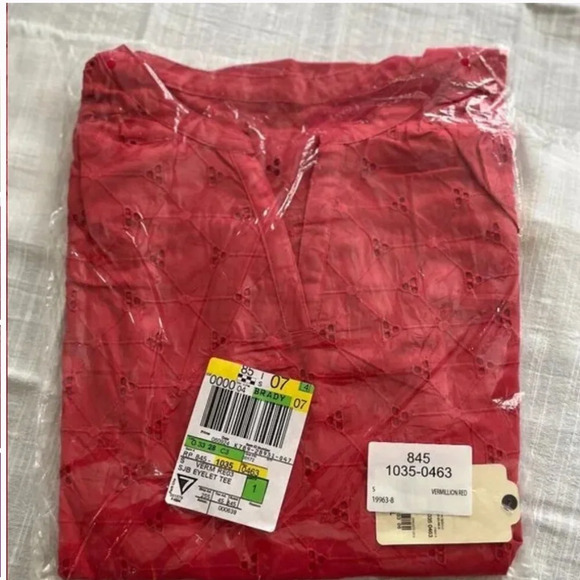 St. John's Bay Eyelet Top - Size Small - Vermillion Red - NWT - Picture 7 of 7